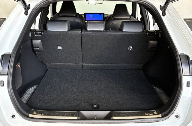 トヨタハリアーZ レザーパッケージ