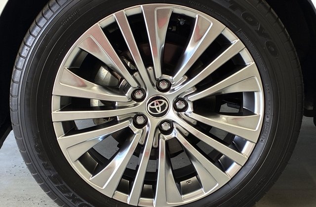 トヨタハリアーZ レザーパッケージ