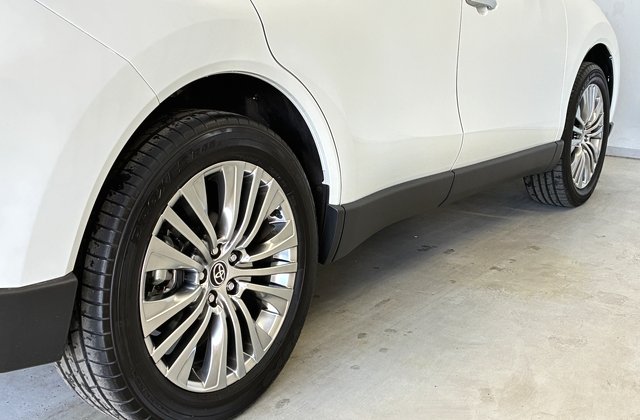 トヨタハリアーZ レザーパッケージ