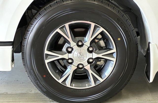 トヨタハイエースバン ワイド スーパーGL ダークプライムII