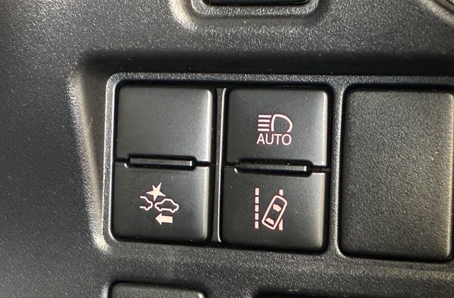 トヨタヴォクシーハイブリッドZS 煌II