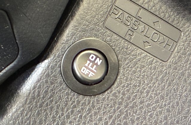 トヨタヴォクシーハイブリッドZS 煌II