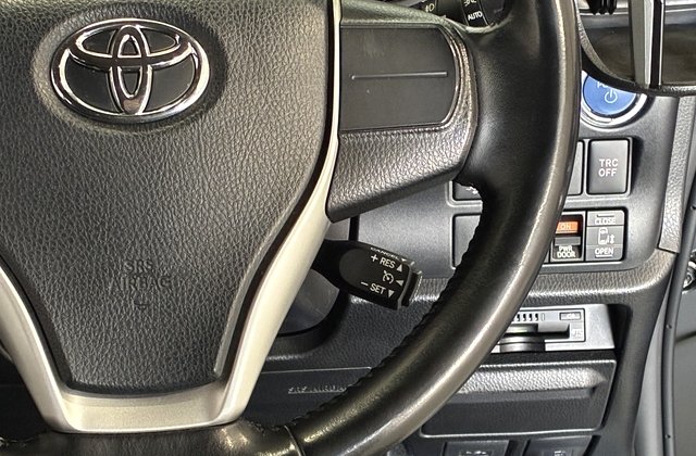 トヨタヴォクシーハイブリッドZS 煌II