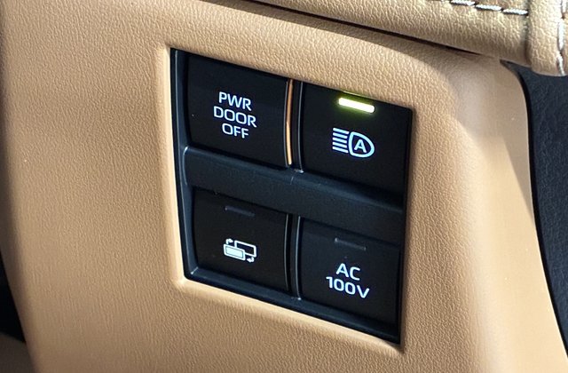 トヨタヴェルファイアハイブリッドZプレミア