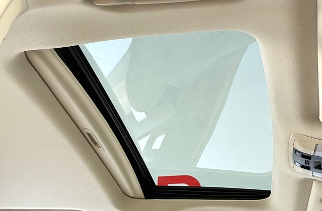 トヨタランドクルーザープラドTX Lパッケージ マッドブラックエディション