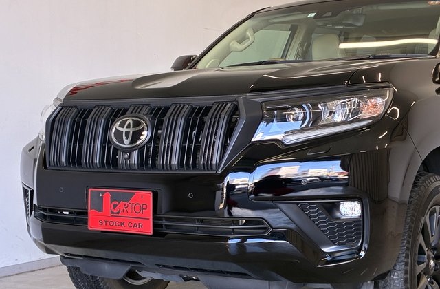 トヨタランドクルーザープラドTX Lパッケージ マッドブラックエディション