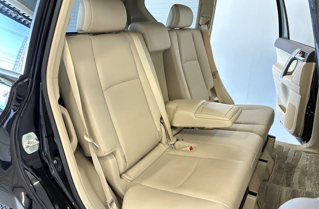 トヨタランドクルーザープラドTX Lパッケージ マッドブラックエディション