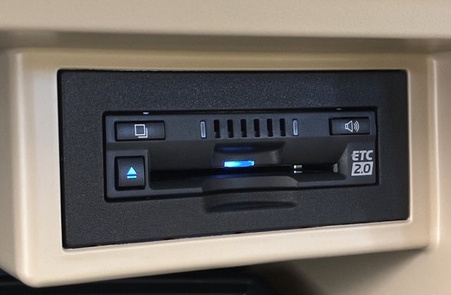 トヨタランドクルーザープラドTX Lパッケージ マッドブラックエディション