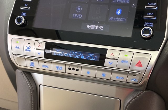 トヨタランドクルーザープラドTX Lパッケージ マッドブラックエディション