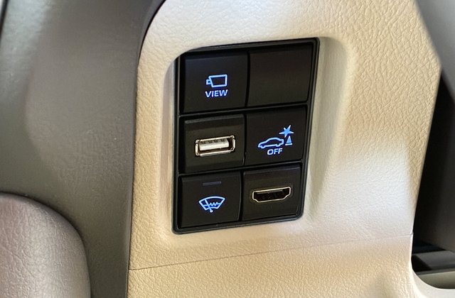 トヨタランドクルーザープラドTX Lパッケージ マッドブラックエディション