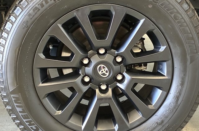 トヨタランドクルーザープラドTX Lパッケージ マッドブラックエディション