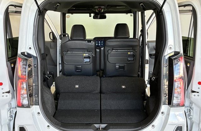 ダイハツタントカスタムRS スタイルセレクション