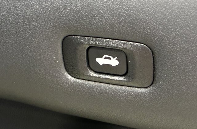 トヨタクラウンハイブリッドRS