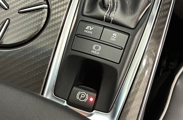 トヨタクラウンハイブリッドRS