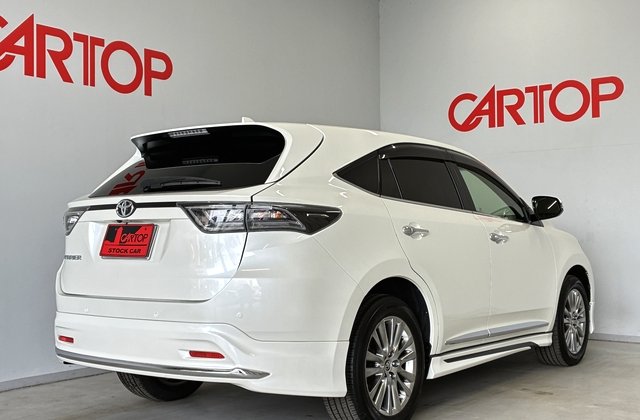 トヨタハリアープレミアムアドバンストパッケージ