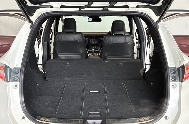 トヨタハリアープレミアムアドバンストパッケージ