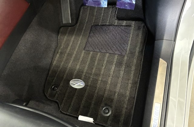 トヨタハリアープレミアムアドバンストパッケージ