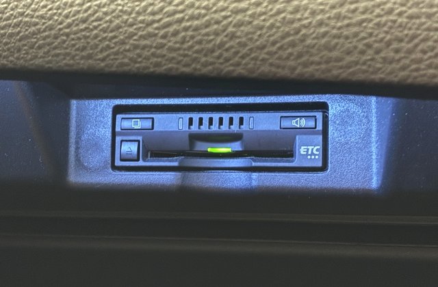 トヨタハリアープレミアムアドバンストパッケージ