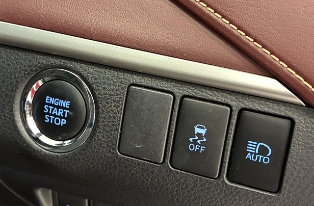 トヨタハリアープレミアムアドバンストパッケージ