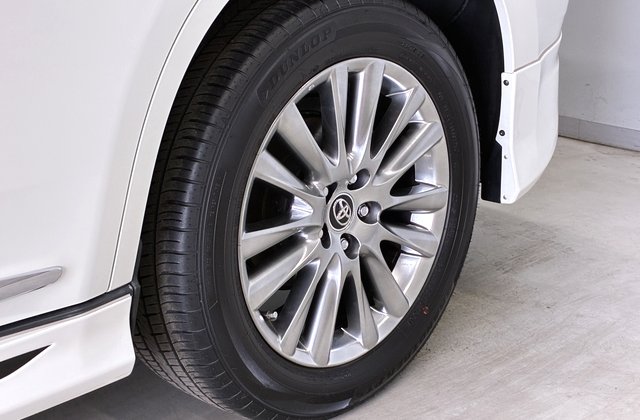 トヨタハリアープレミアムアドバンストパッケージ