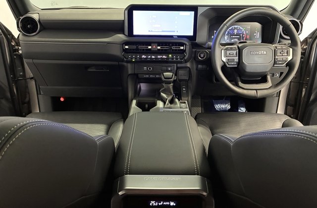 トヨタランドクルーザー250 VX