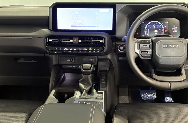 トヨタランドクルーザー250 VX