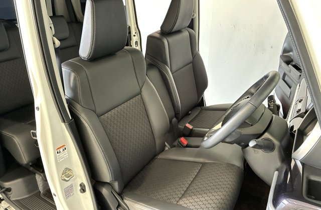 スズキスペーシアカスタムハイブリッドXS