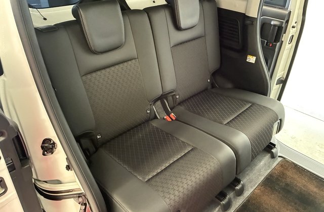 スズキスペーシアカスタムハイブリッドXS