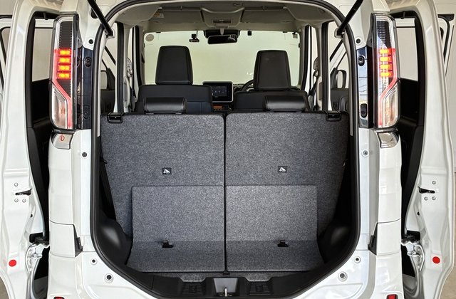 スズキスペーシアカスタムハイブリッドXS