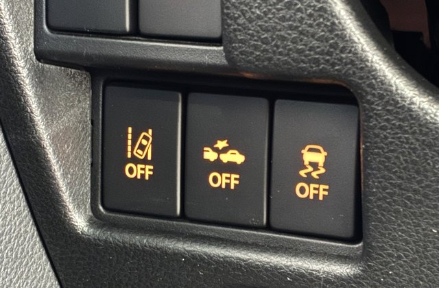 スズキスペーシアカスタムハイブリッドXS