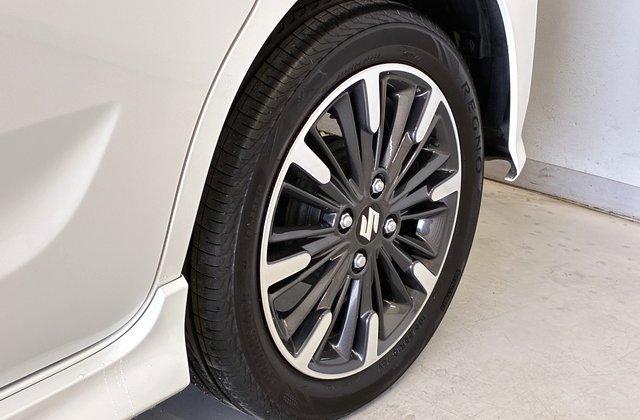 スズキスペーシアカスタムハイブリッドXS