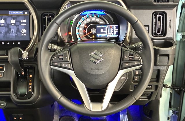 スズキハスラーJスタイルII ターボ 全方位モニター付