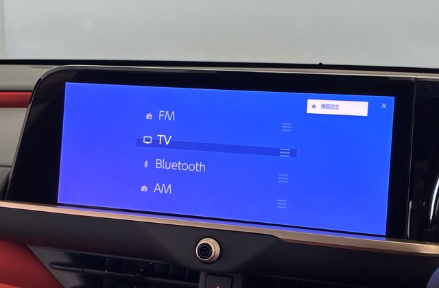 トヨタクラウンスポーツプラグインハイブリッド RS