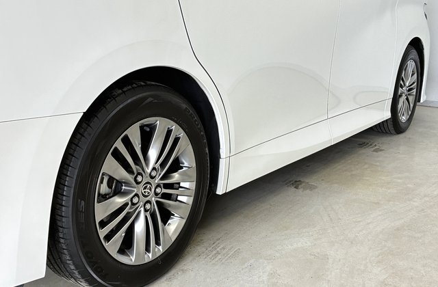 トヨタアルファードZ