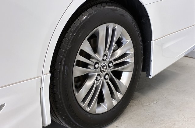 トヨタアルファードハイブリッドZ