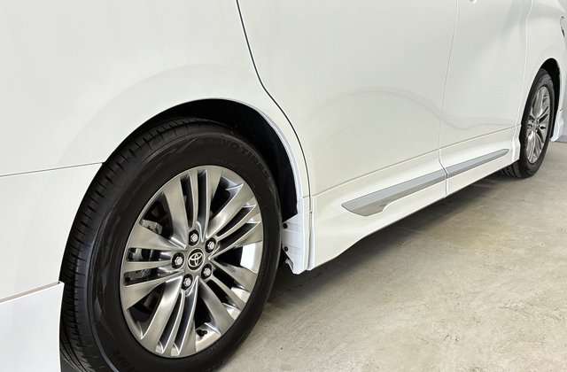 トヨタアルファードハイブリッドZ