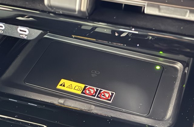 トヨタアルファードハイブリッドZ