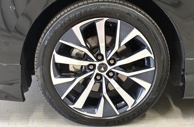 トヨタアルファードハイブリッドZ