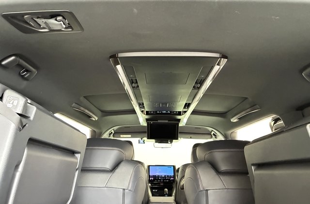 トヨタアルファードハイブリッドZ