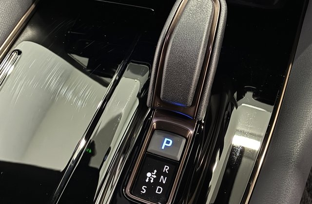 トヨタアルファードハイブリッドZ