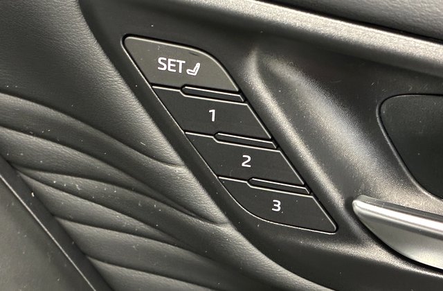 トヨタアルファードハイブリッドZ