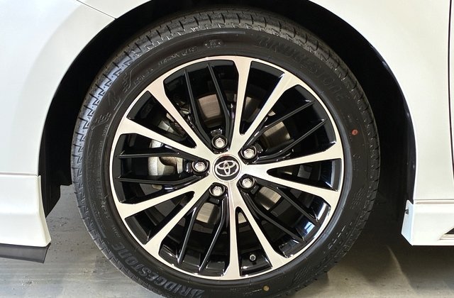 トヨタカムリWS レザーパッケージ