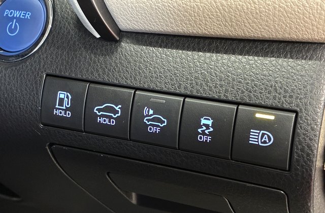 トヨタカムリWS レザーパッケージ