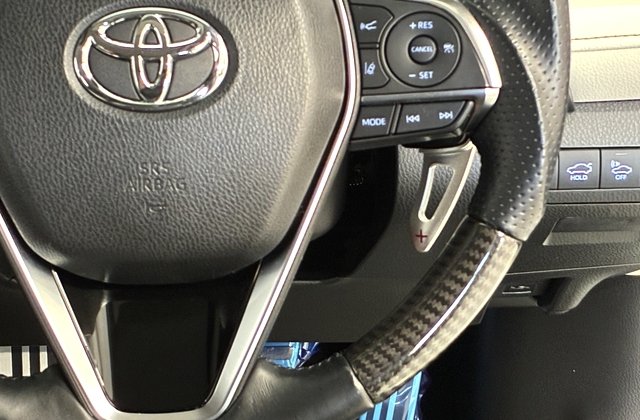 トヨタカムリWS レザーパッケージ