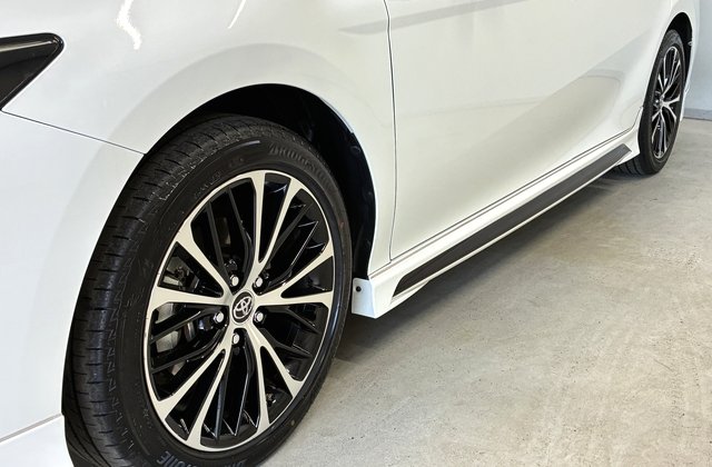 トヨタカムリWS レザーパッケージ