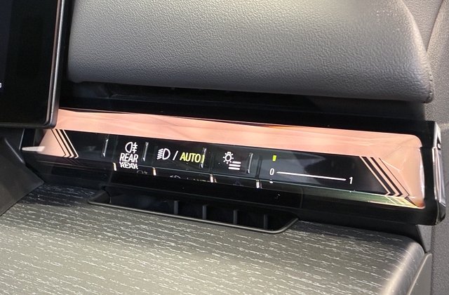 BMW5シリーズ523i  ザ ファースト エディション