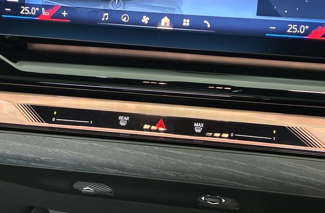 BMW5シリーズ523i  ザ ファースト エディション