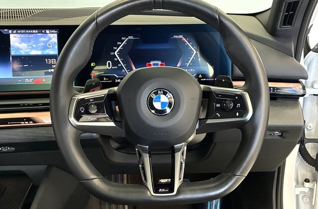 BMW5シリーズ523i  ザ ファースト エディション