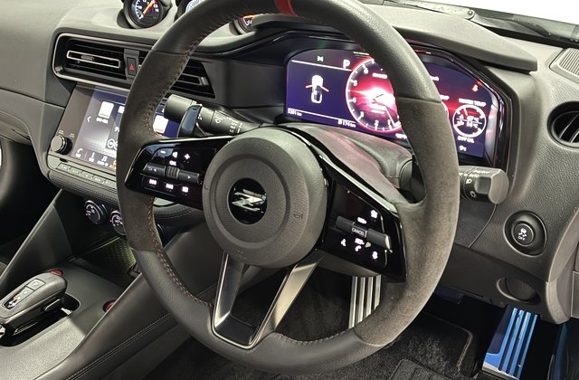 ニッサンフェアレディZニスモ