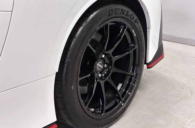 ニッサンフェアレディZニスモ